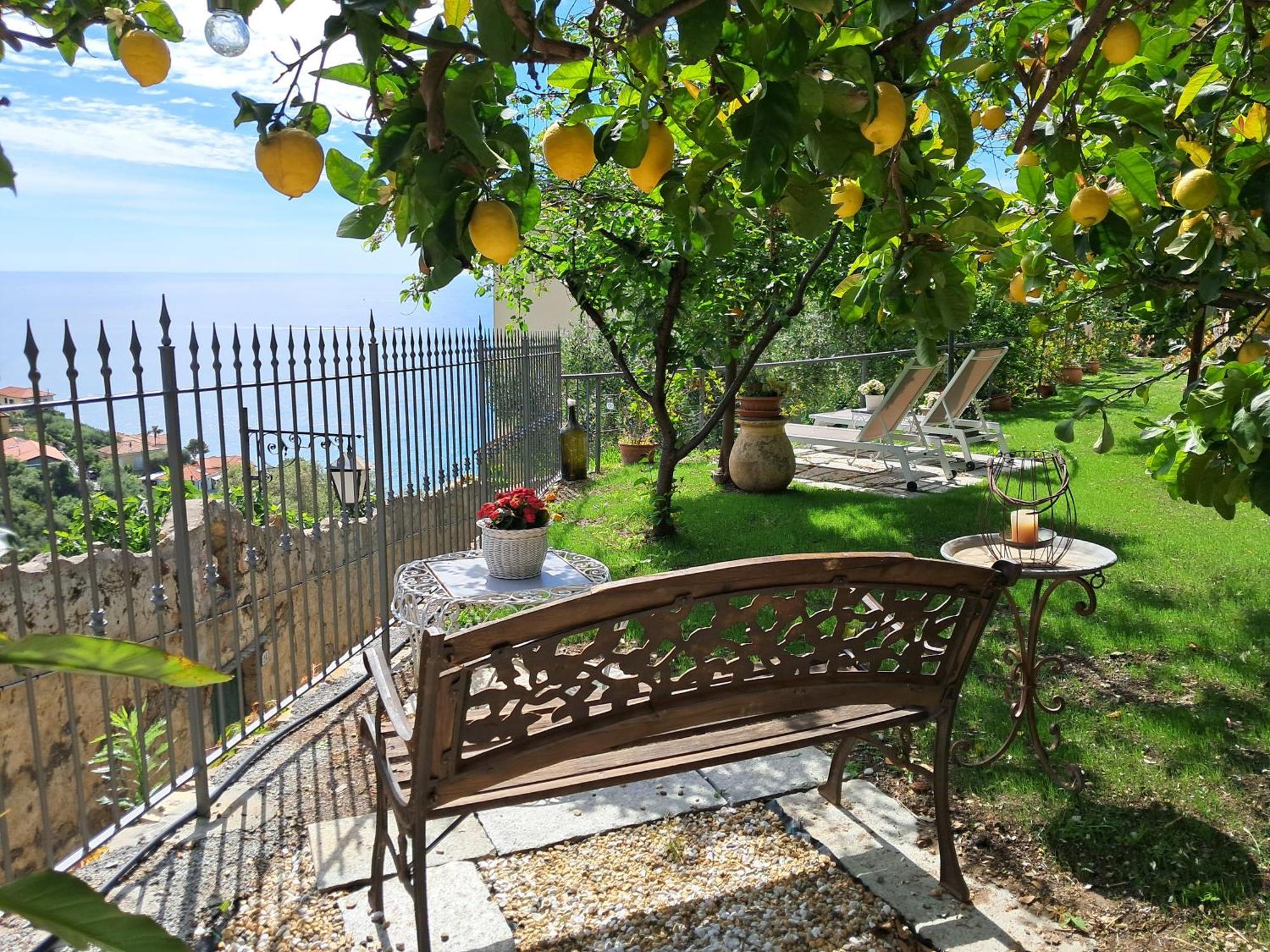 Florinda Lemon'S Suite Cervo Dış mekan fotoğraf